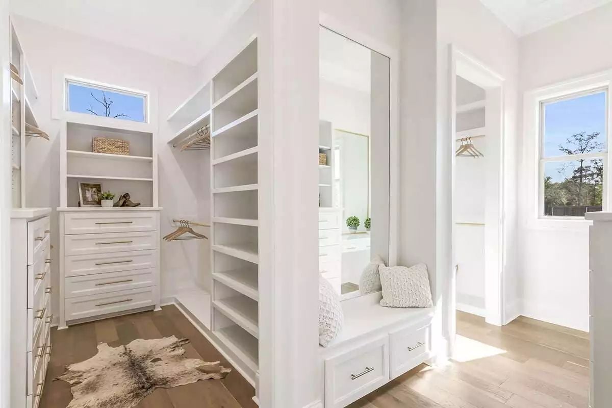 Built-In Bench, Full-Length Mirror, and Drawers That Pull Their Weight