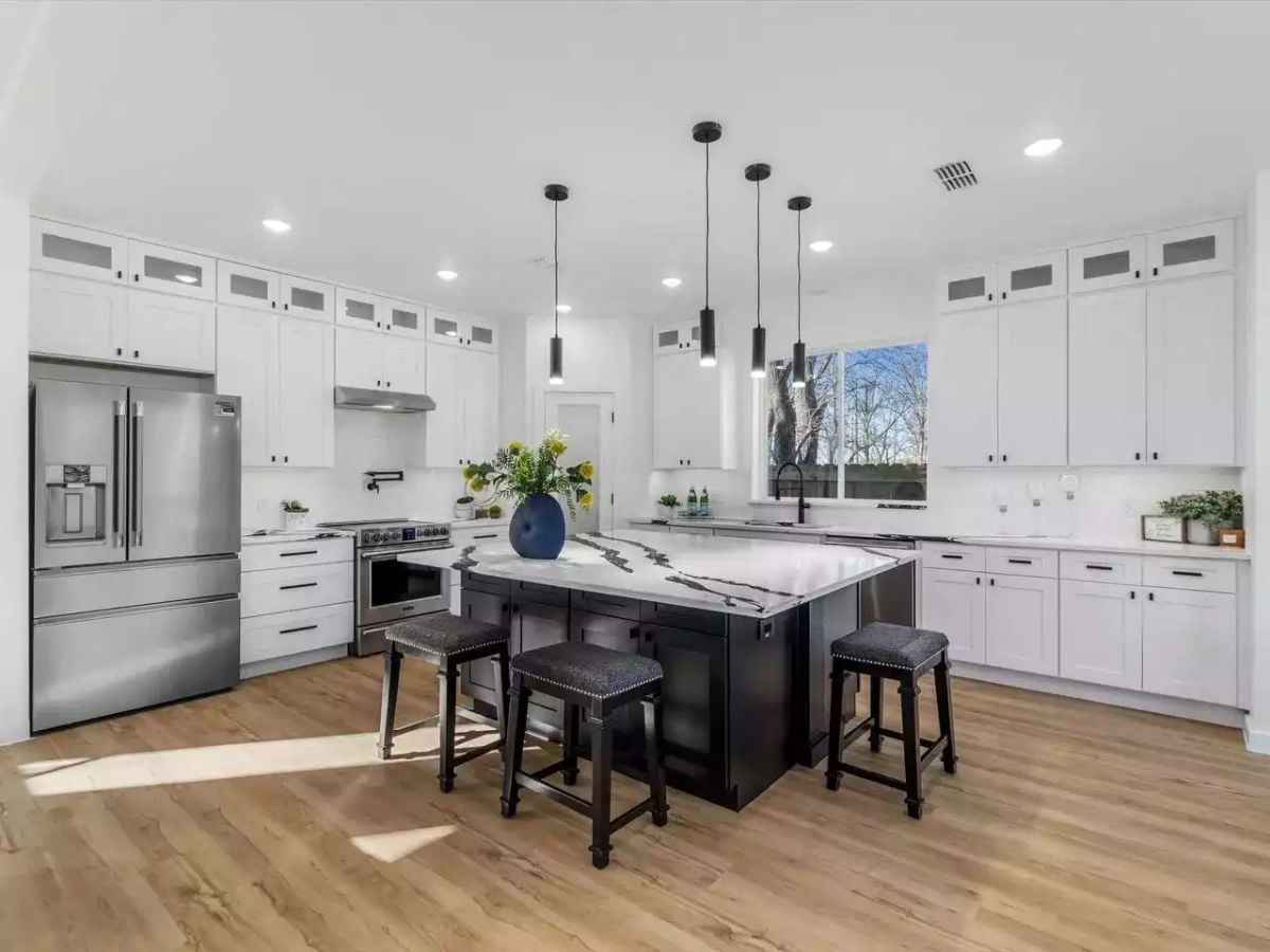 White Cabinets Do the Heavy Lifting So Everything Else Can Breathe