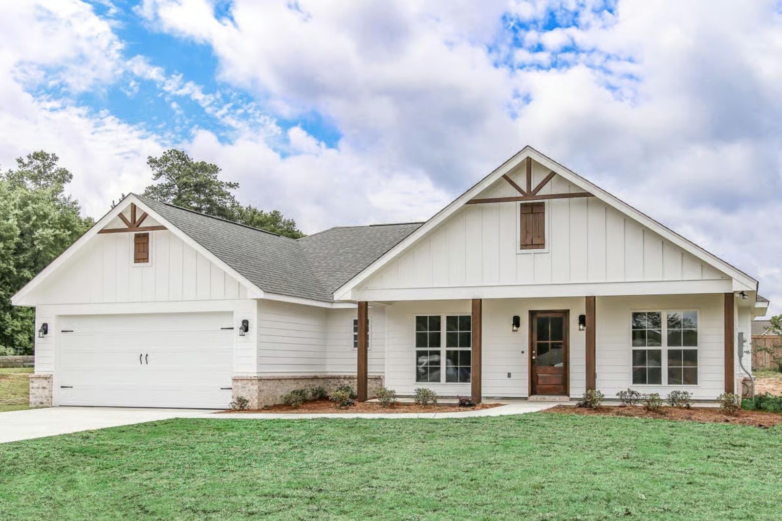Kestrel 3-Bedroom Farmhouse Rancher with Front Porch Designed for Homeowners Who Believe in Front Porches and Friendly Neighbors (Floor Plan)