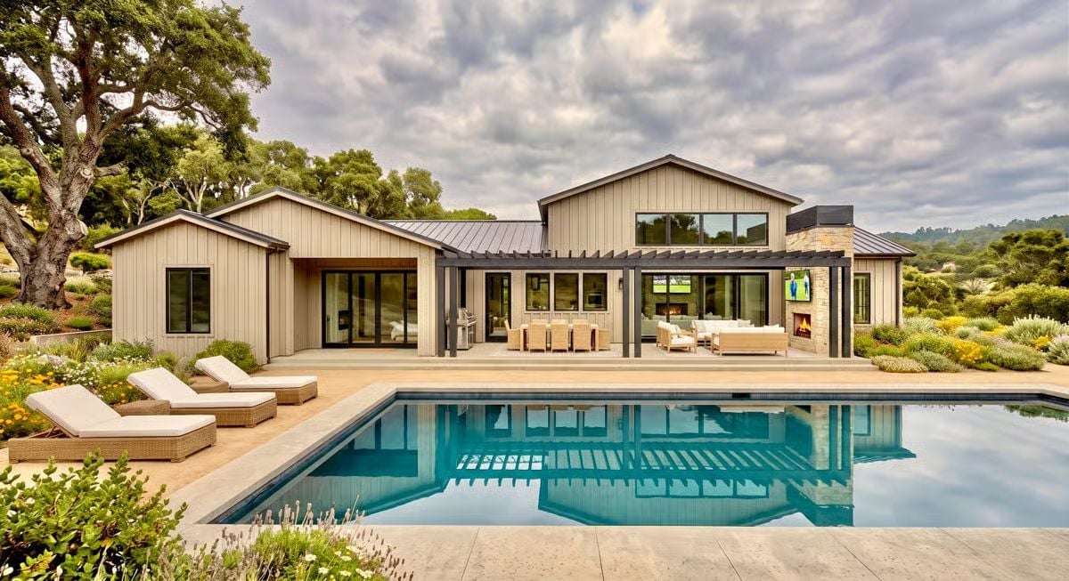 Modern Farmhouse Geometry Where the Pool Reflects Everything Worth Seeing