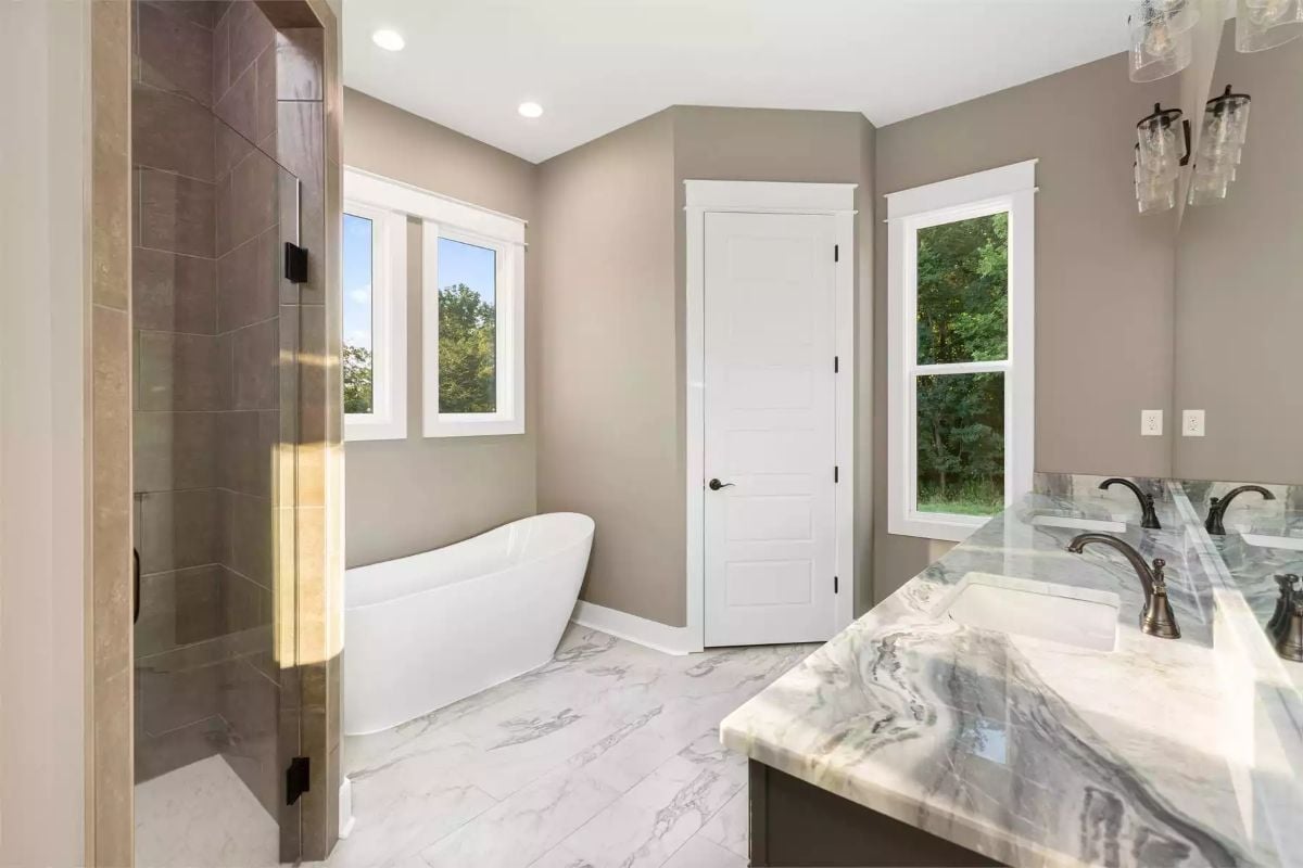 Marble Counters and a Soaking Tub That Actually Has Breathing Room