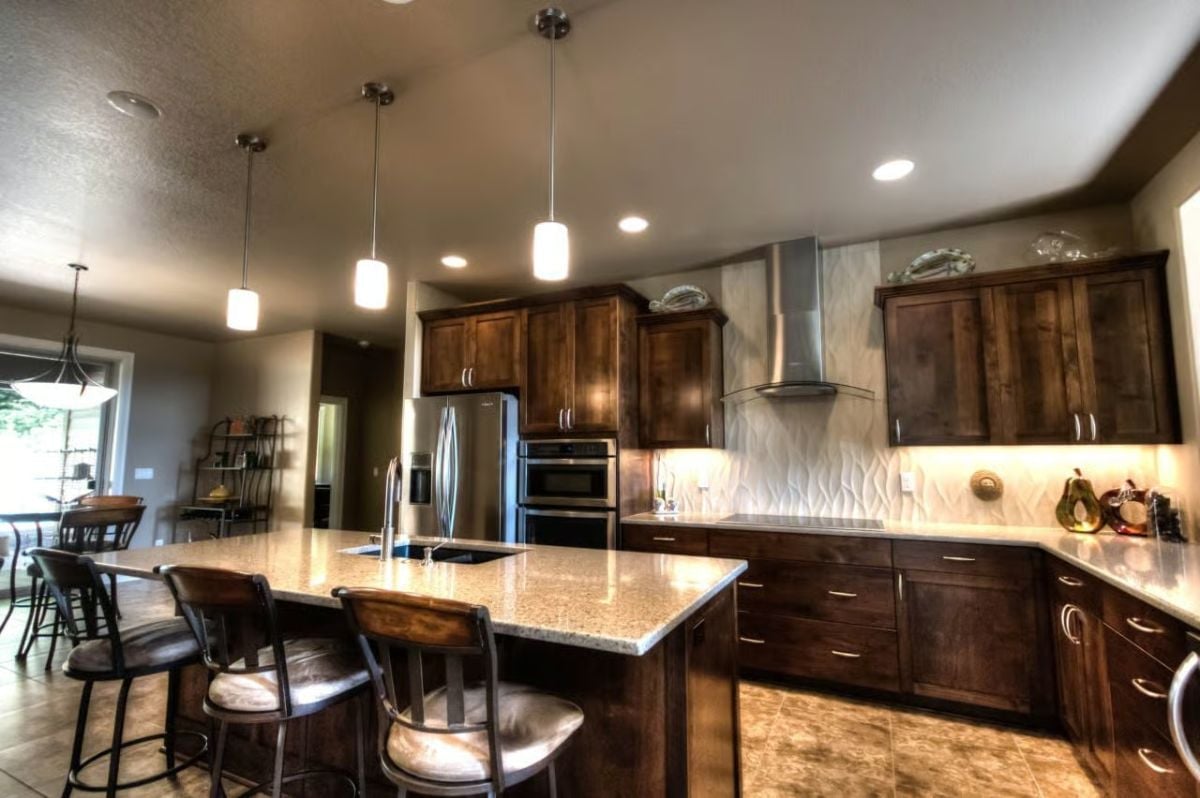 Pendant Lights Earn Their Keep Over an Island This Wide