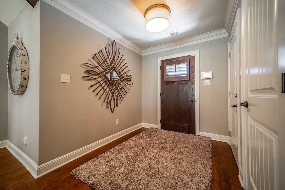 Woven Metal Wall Art That Actually Earns Its Spot in the Entryway