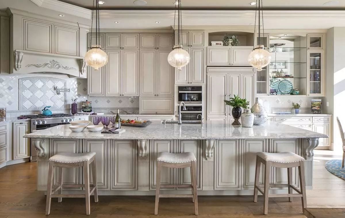 Corbel Legs and Globe Pendants Signal a Kitchen Built to Impress