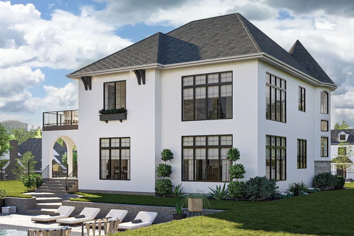 Black-Framed Windows Do a Lot of Heavy Lifting on This Rear Elevation