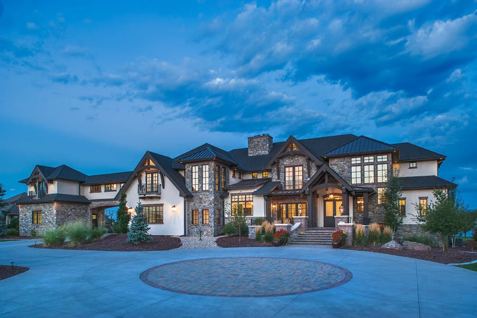 The Grand Chateau 5-Bedroom Mountain Home with Walkout Basement Designed for Self-Made Homeowners Finally Building What They Always Wanted (Floor Plan)