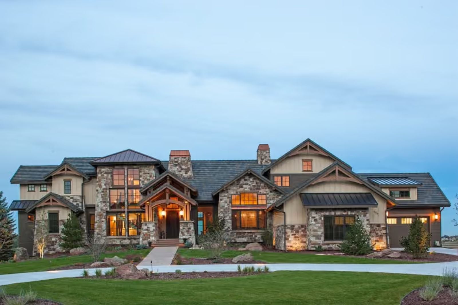 The Grandtruss 5-Bedroom Rustic Manor with Walkout Basement Designed for Self-Made Homeowners Finally Building What They Always Wanted (Floor Plan)