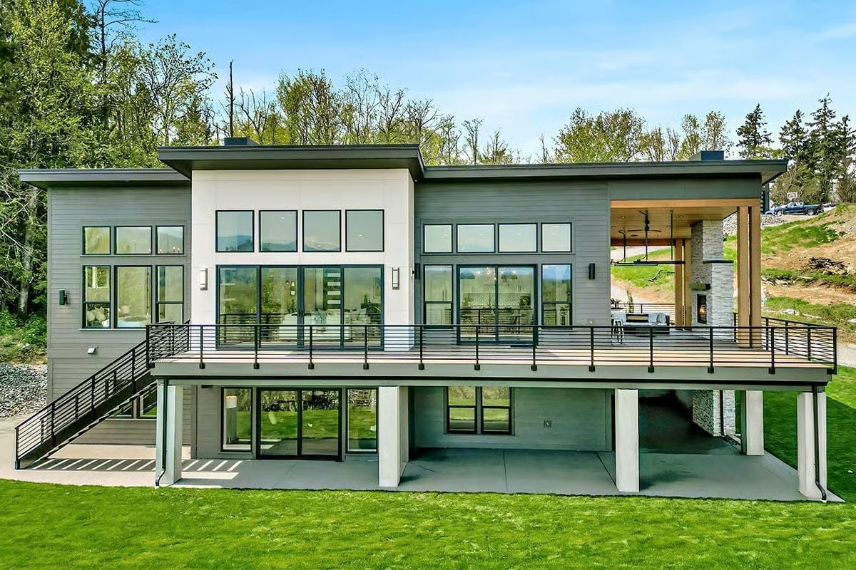 Rear Deck That Earns Every Square Foot of Its Footprint
