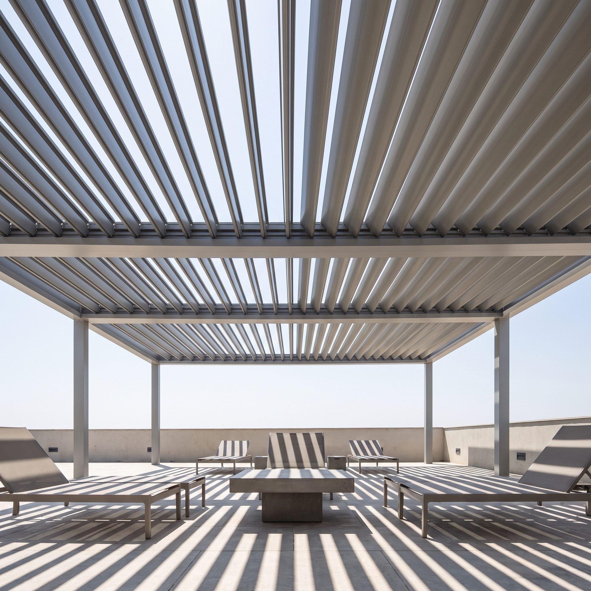 The Adjustable Roof That Changes the Outdoor Room