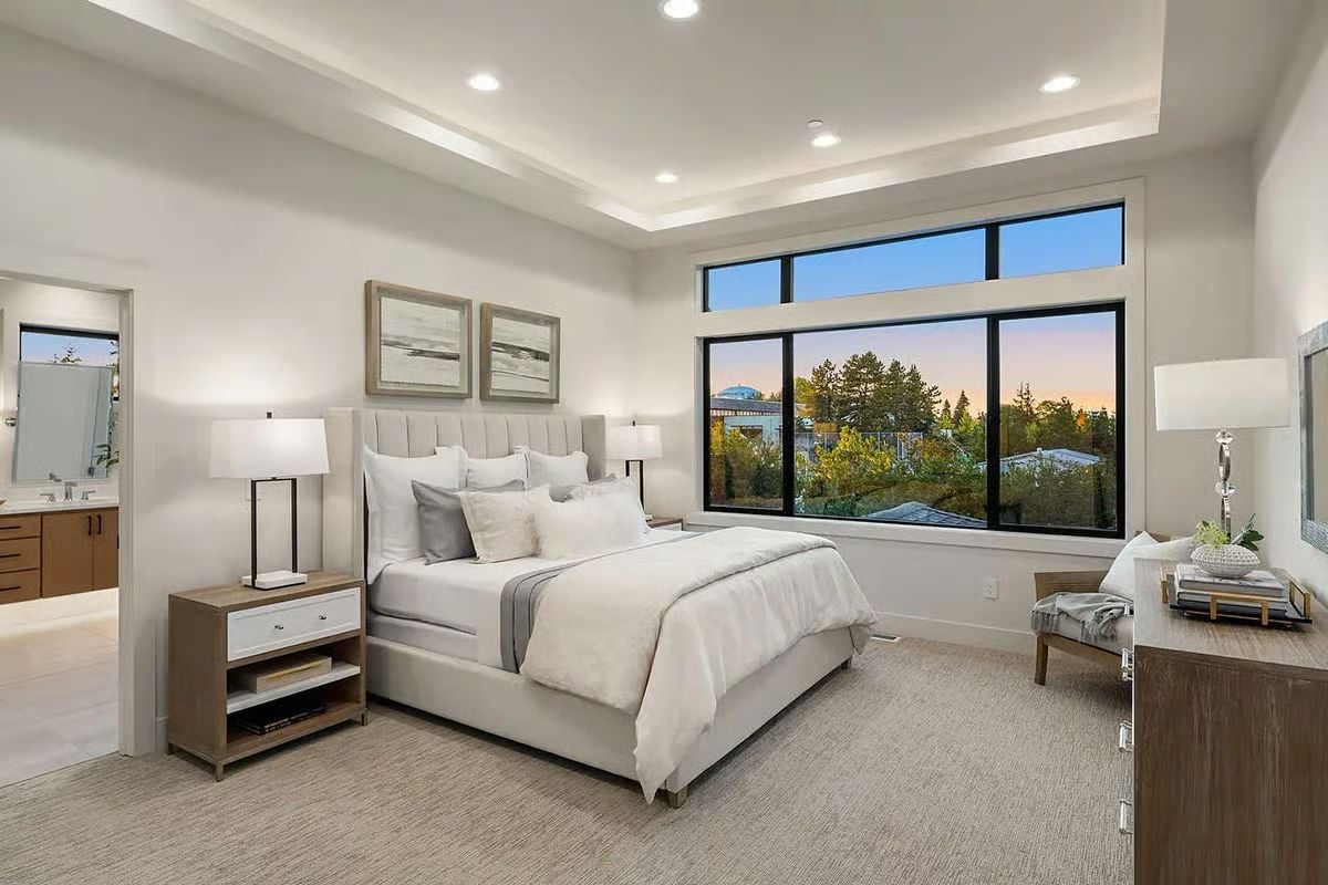 Tray Ceiling, Sunset View, and a Bed You Won't Want to Leave