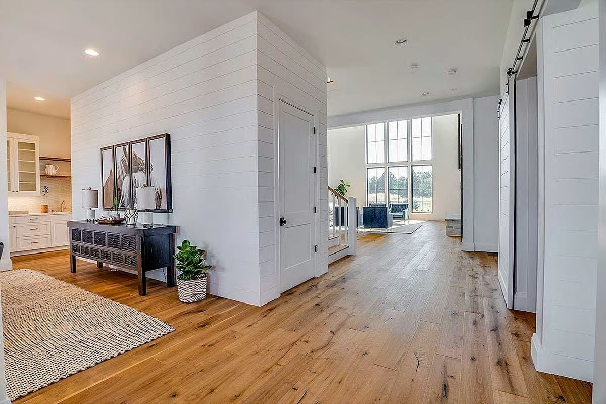 Shiplap, Barn Doors, and Wide-Plank Wood That Actually Earn the Farmhouse Label