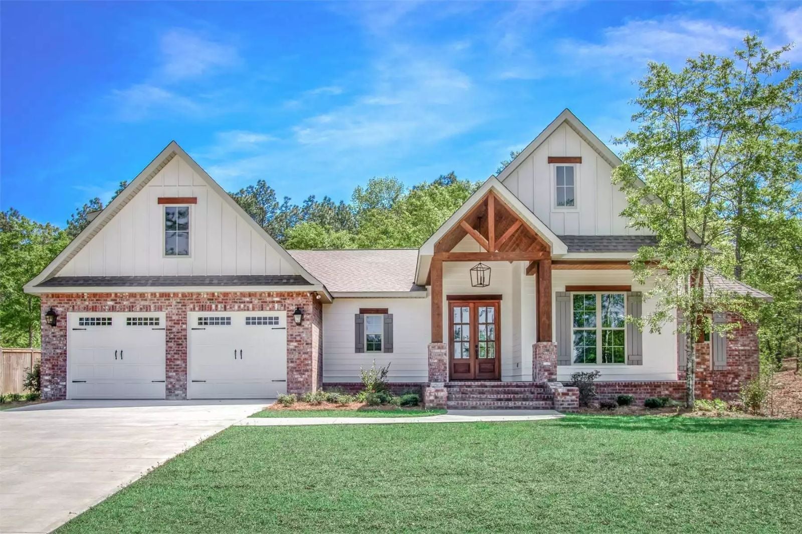 Dubois 4-Bedroom Country with Bonus Room Designed for Families Who Actually Like Spending Time Together (Floor Plan)