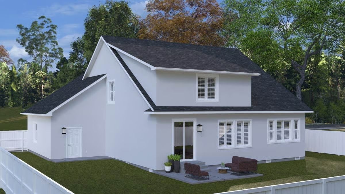 Crisp White Stucco and a Dark Shingle Roof That Actually Works Together