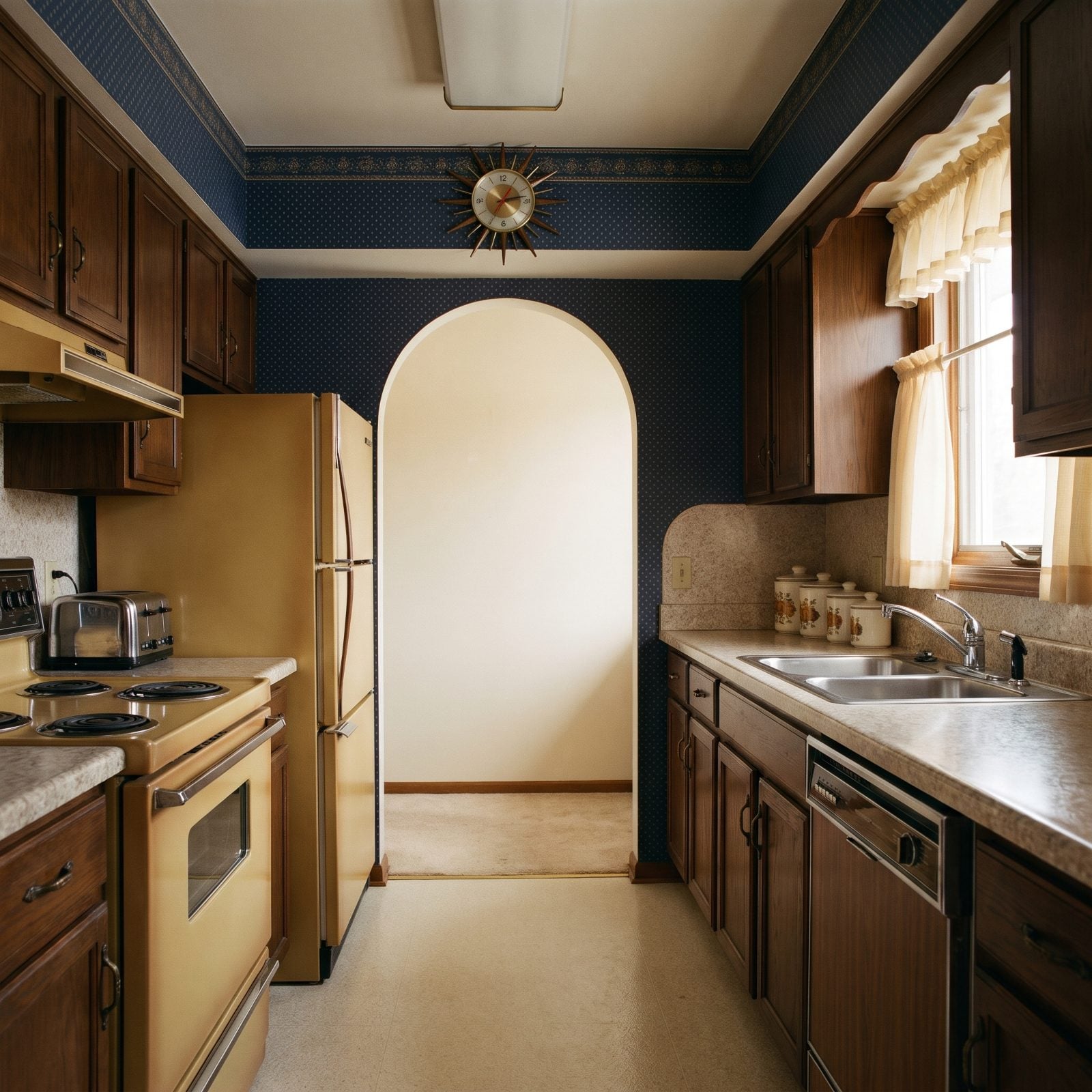 The Kitchen Clock You Could Actually Hear Ticking