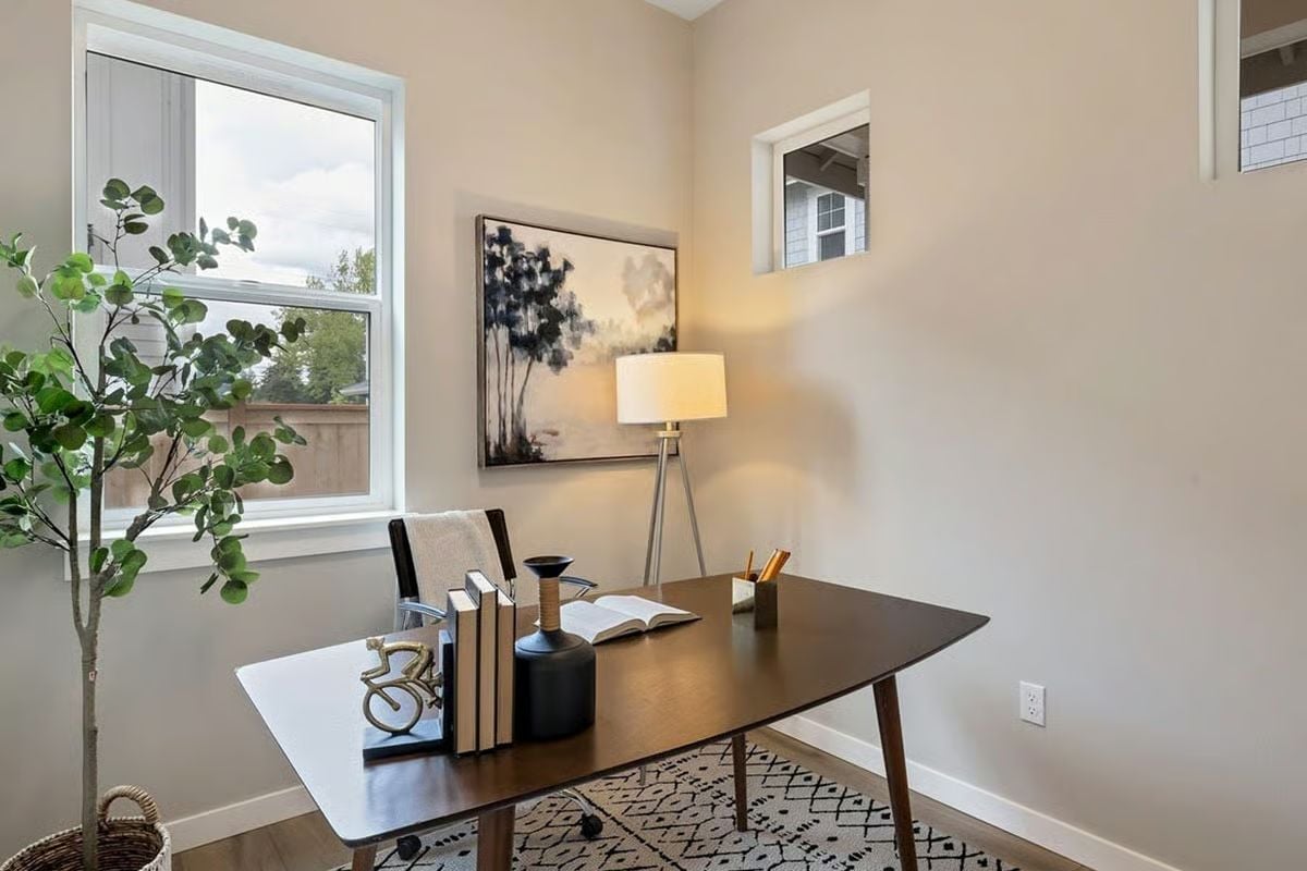 Mid-Century Desk Does the Heavy Lifting in This Quiet Home Office