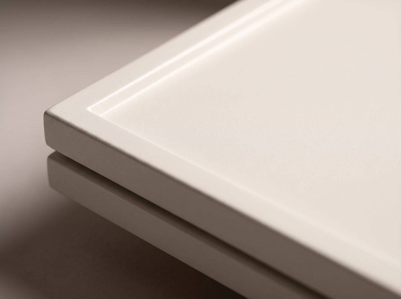 Micro Shaker detail: the hairline frame and 1/8-inch step of a micro Shaker.