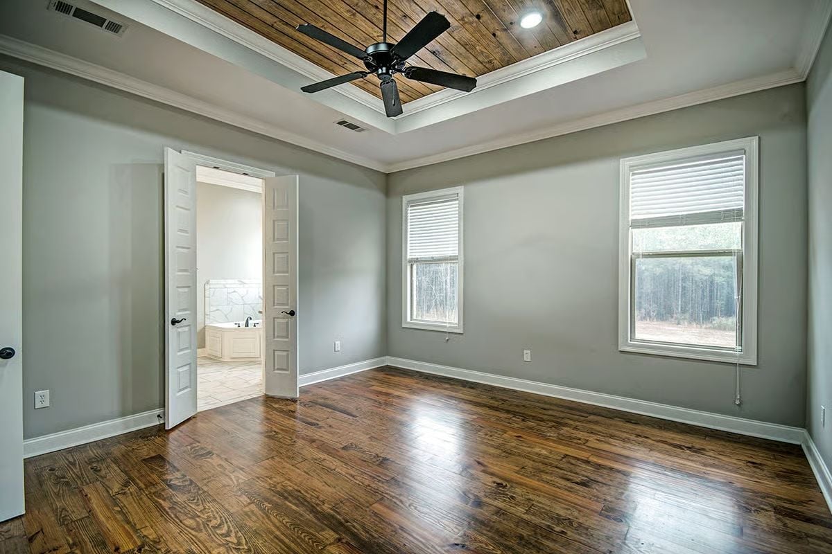 Wood-Planked Tray Ceiling Pulls the Whole Room Together Without Trying Too Hard