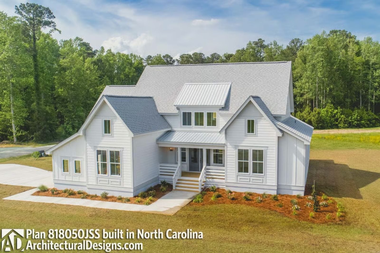 Piedmont 4-Bedroom Transitional Modern Farmhouse with Vaulted Great Room Designed for Hosts Who Run Out of Seats Every Christmas (Floor Plan)