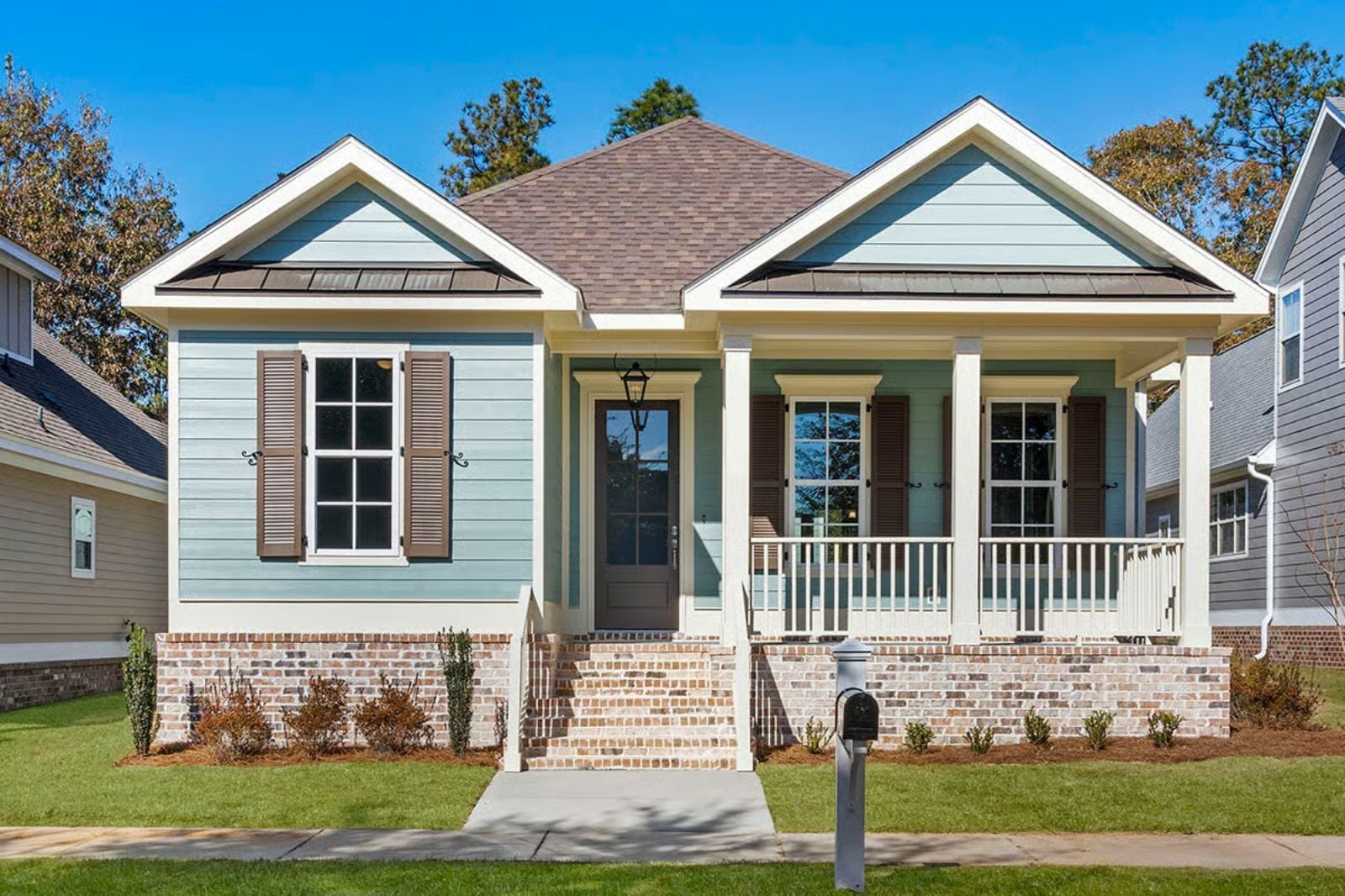Sea Mist 3-Bedroom Cottage with Front Porch Designed for Homeowners Who Believe in Front Porches and Friendly Neighbors (Floor Plan)