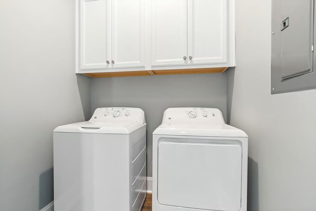 GE Washer-Dryer Pair Tucked Under Cabinets With Room to Actually Breathe