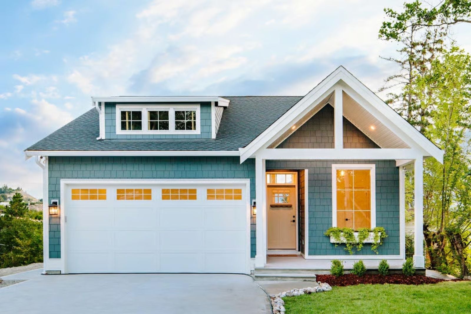 Seaglass 3-Bedroom Cottage with Walkout Basement Designed for Empty Nesters Who Are Secretly Hoping the Kids Move Back (Floor Plan)