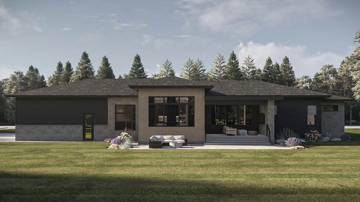Dark Cladding and Stone Base Give This Ranch Serious Presence