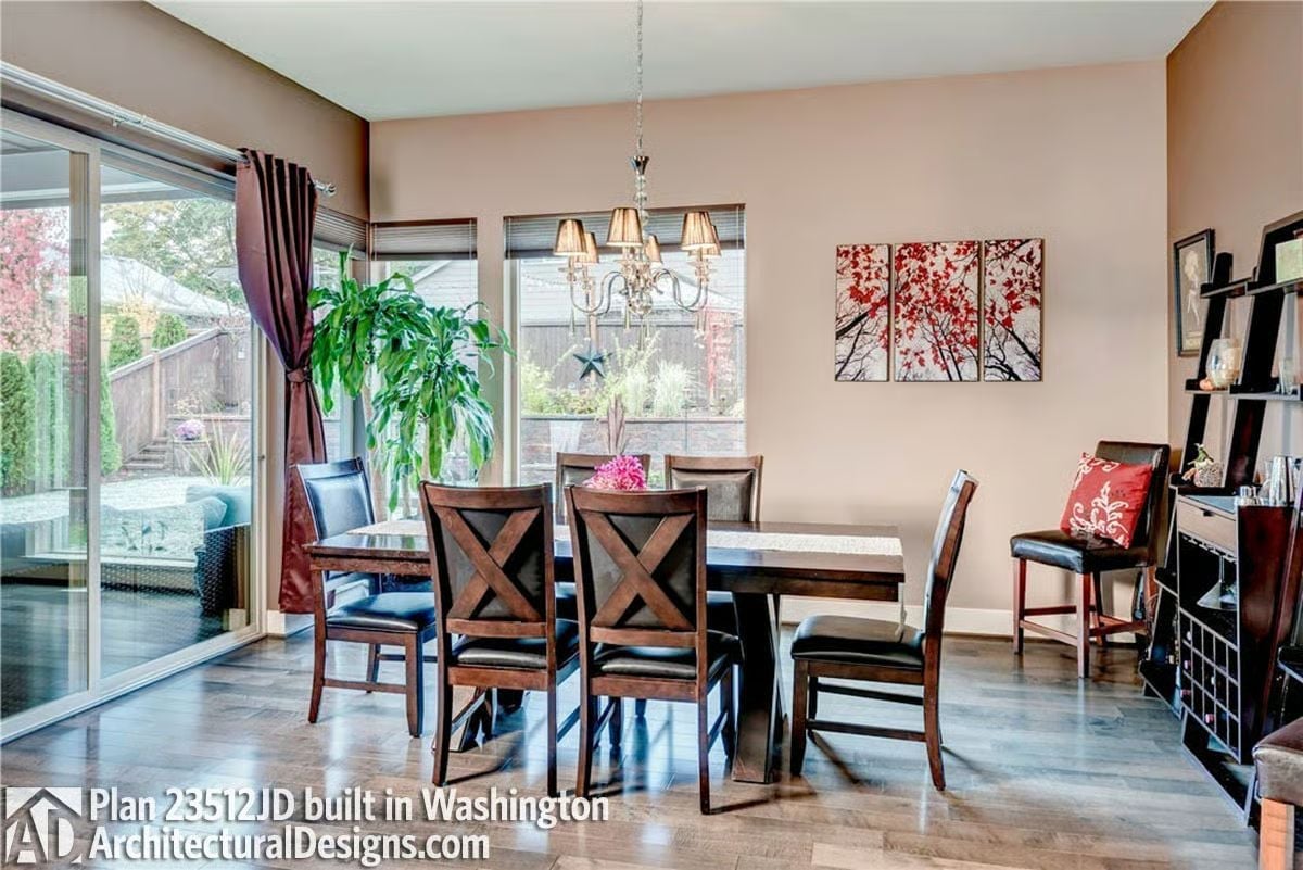 Chandelier Light and Dark Wood Ground a Dining Room Built for Long Dinners