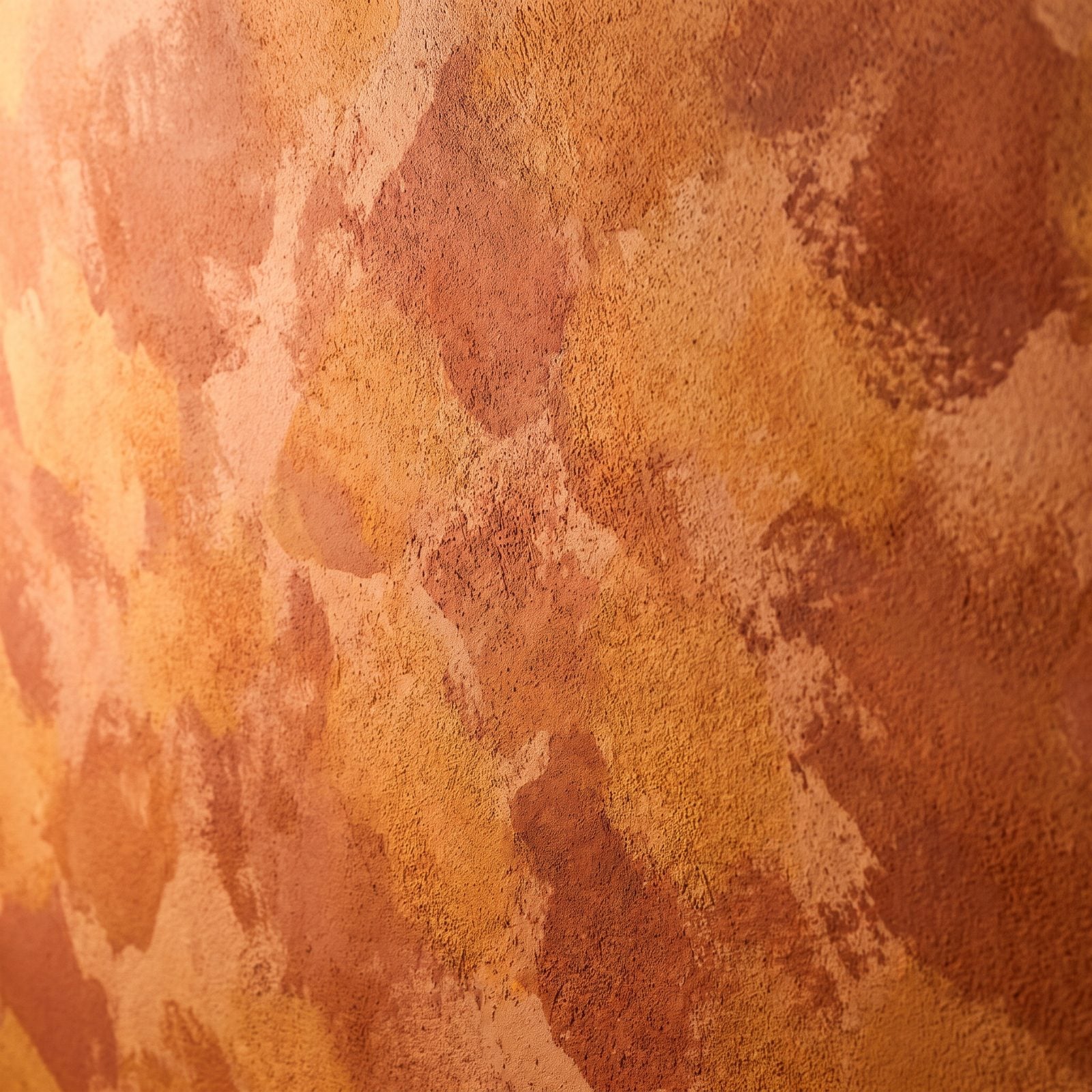 Sponge-Painted Walls in Three Shades of Terracotta