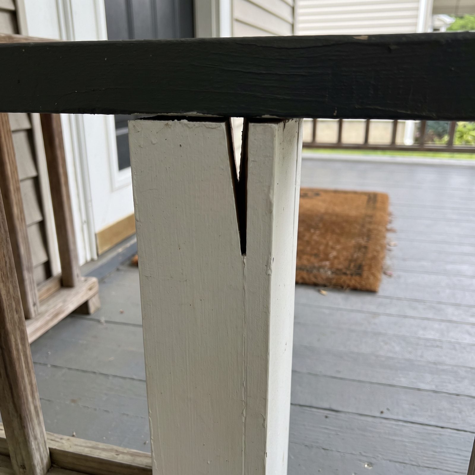 A Visible Gap Above or Below a Porch Column